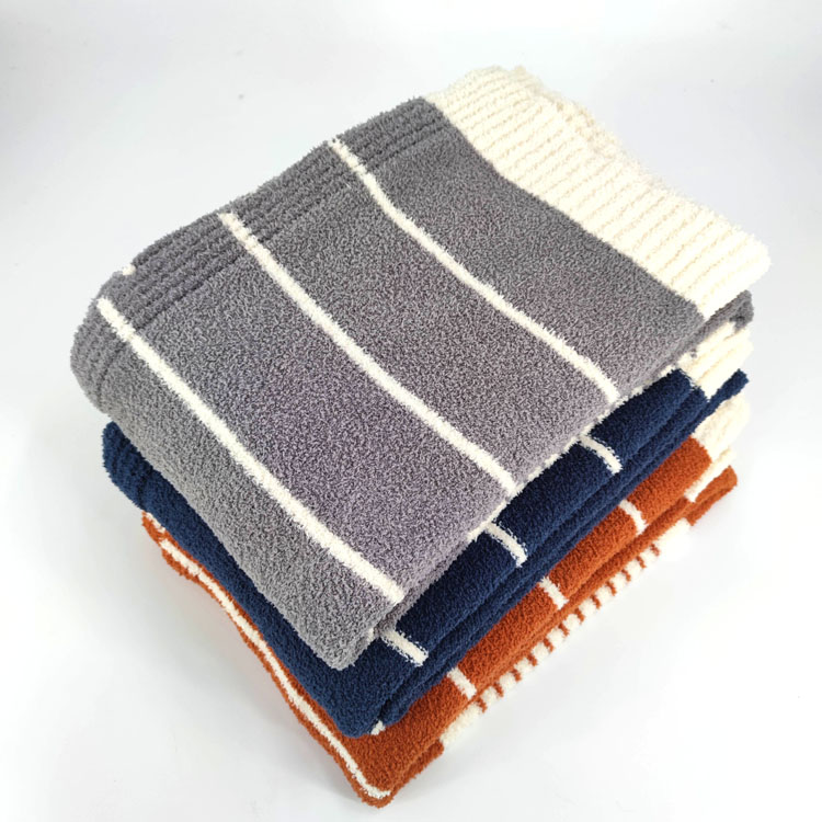 Knit Throw Blanket Super Soft Warm Blanket for Couch Lightweight Fluffy Blanket for Bed Sofa